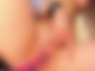 Live cam show with MoonLovee - Italian on Cam Slut | united states