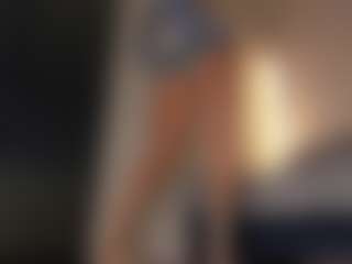 MoonLovee's Live Sex Cam Show