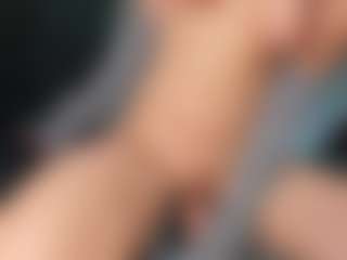 MoonLovee's Live Sex Cam Show