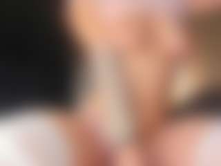 MoonLovee's Live Sex Cam Show