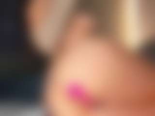 MoonLovee's Live Sex Cam Show