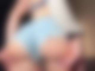 MoonLovee's Live Sex Cam Show
