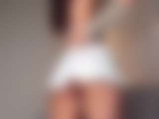 Live cam show with MoonLovee - Brown Eyes on slutload