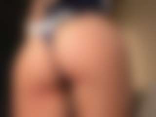 MoonLovee's Live Sex Cam Show