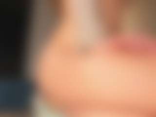 MoonLovee's Live Sex Cam Show