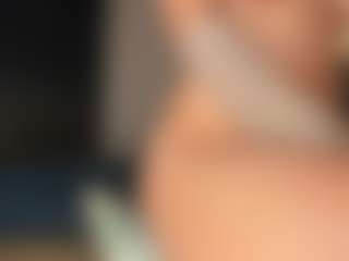 MoonLovee's Live Sex Cam Show