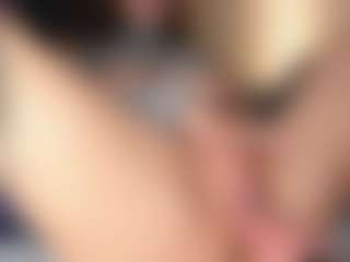 MoonLovee's Live Sex Cam Show