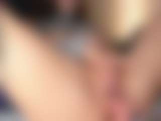 MoonLovee's Live Sex Cam Show