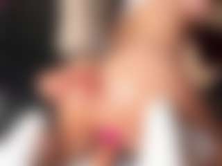 MoonLovee's Live Sex Cam Show