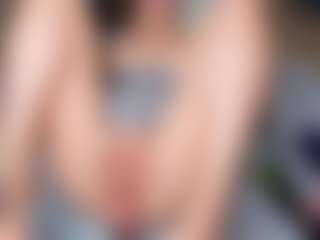MoonLovee's Live Sex Cam Show