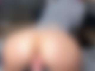 MoonLovee's Live Sex Cam Show