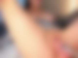 Live cam show with MoonLovee - Swingers on Camming Site