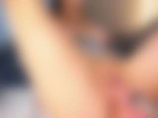 MoonLovee's Live Sex Cam Show