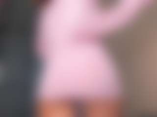 Live cam show with MoonLovee - Amateur Big Tits on AdultVida.com
