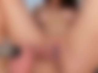 Live cam show with MoonLovee - HD Curvy on madthumbs