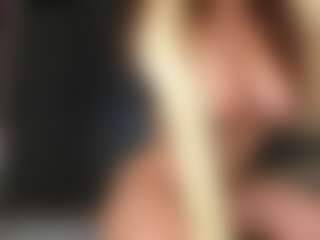 MoonLovee's Live Sex Cam Show