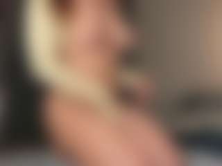 MoonLovee's Live Sex Cam Show