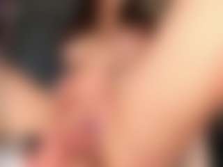 MoonLovee's Live Sex Cam Show
