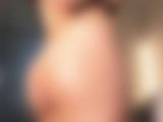 MoonLovee's Live Sex Cam Show