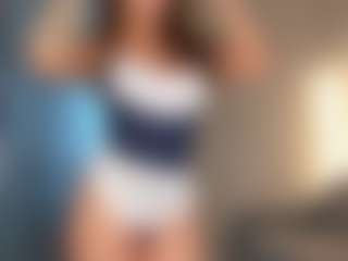 Live cam show with MoonLovee - Bikini on Ass Tok