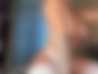 MoonLovee's Live Sex Cam Show