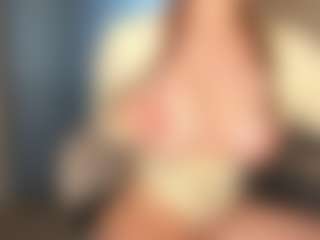 MoonLovee's Live Sex Cam Show