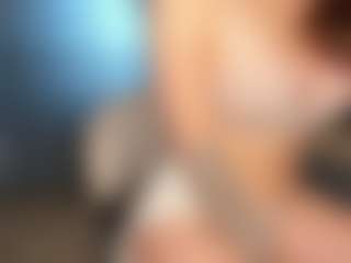MoonLovee's Live Sex Cam Show
