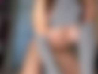 MoonLovee's Live Sex Cam Show