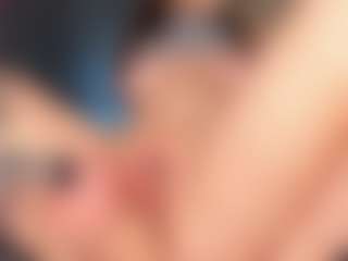 MoonLovee's Live Sex Cam Show
