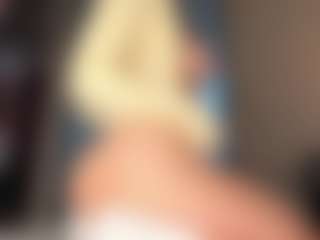 Live cam show with MoonLovee - Sexwebcam Curvy on CSO-WL