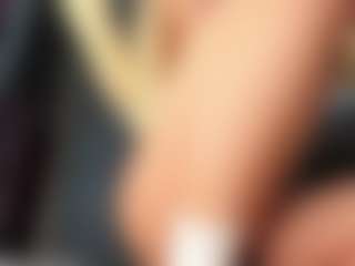 MoonLovee's Live Sex Cam Show