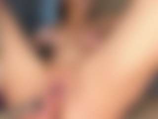 MoonLovee's Live Sex Cam Show