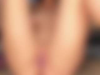 MoonLovee's Live Sex Cam Show
