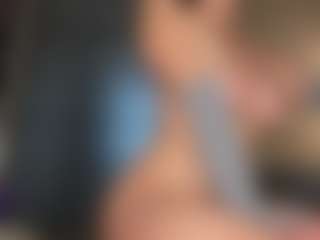 MoonLovee's Live Sex Cam Show