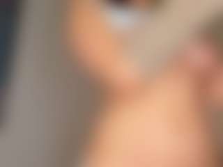MoonLovee's Live Sex Cam Show