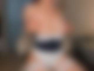 MoonLovee's Live Sex Cam Show