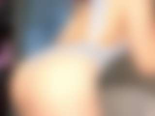 Pokaz na żywo z MoonLovee - Asian Lovense na Camsoda
