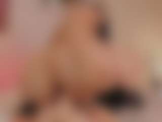 Live cam show with queen-liana - Lingerie on Chatstar