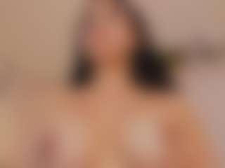 queen-liana's Live Sex Cam Show