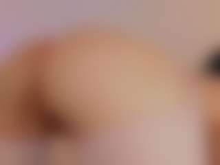 Queen-liana's Live Sex Cam Show