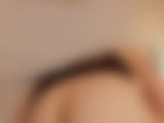 Queen-liana's Live Sex Cam Show