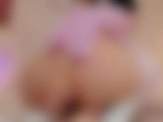 Queen-liana's Live Sex Cam Show