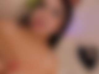 Live cam show with Queen-liana - Big Ass on Gym Cam Girls