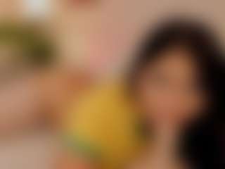 Live cam show with Queen-liana - Spank BBW on Sweet Sext