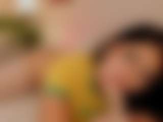 Live cam show with Queen-liana - Spank Toys on Sweet Sext