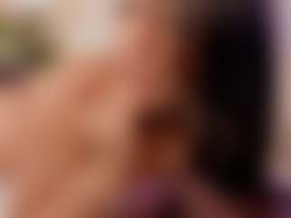 Queen-liana's Live Sex Cam Show