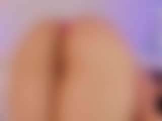 Queen-liana's Live Sex Cam Show
