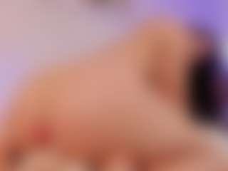 Queen-liana's Live Sex Cam Show