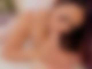 Queen-liana's Live Sex Cam Show