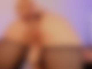 Queen-liana's Live Sex Cam Show